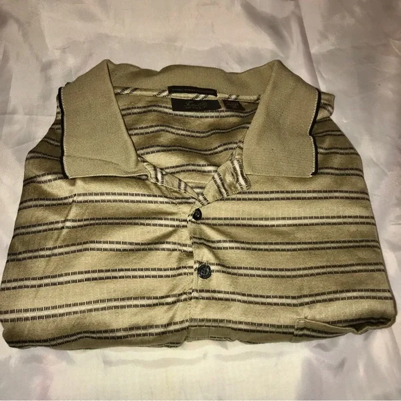 Mens Tasso Elba Golf shirt, nearly new. Buy 2 mens  shirts for $18. Save save - Picture 2 of 4